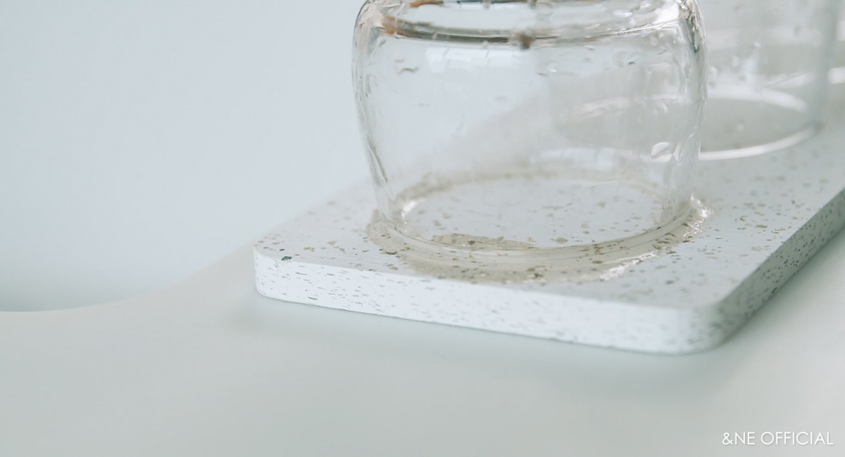 珪藻土5グラスドライトレイ