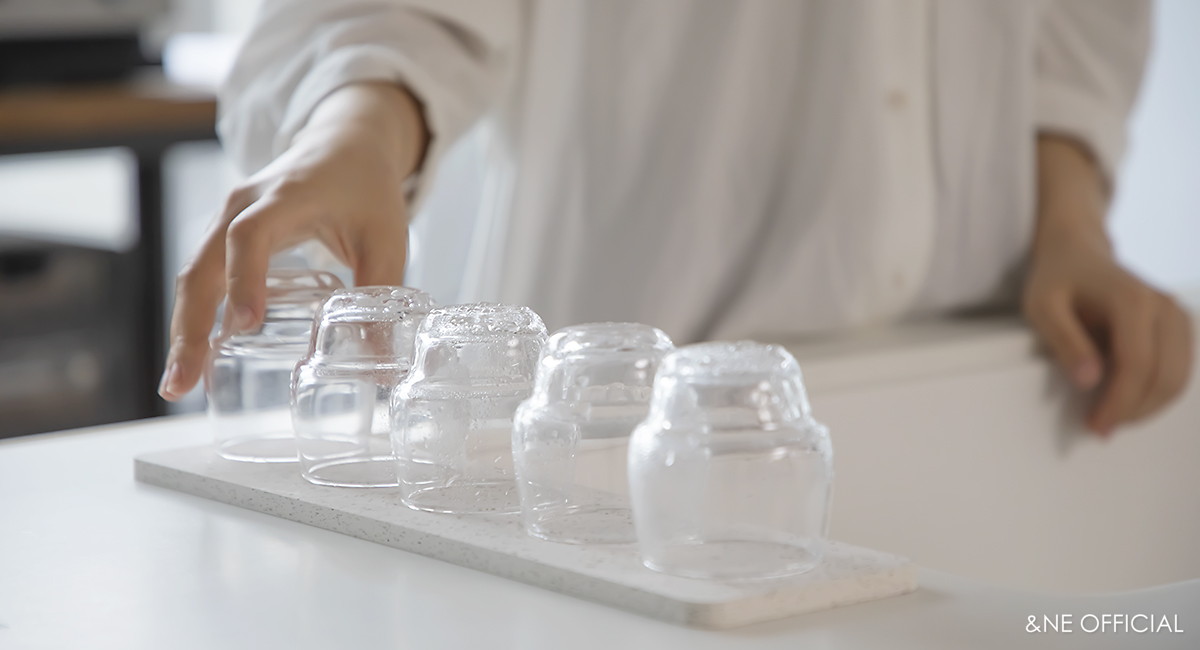 珪藻土5グラスドライトレイ