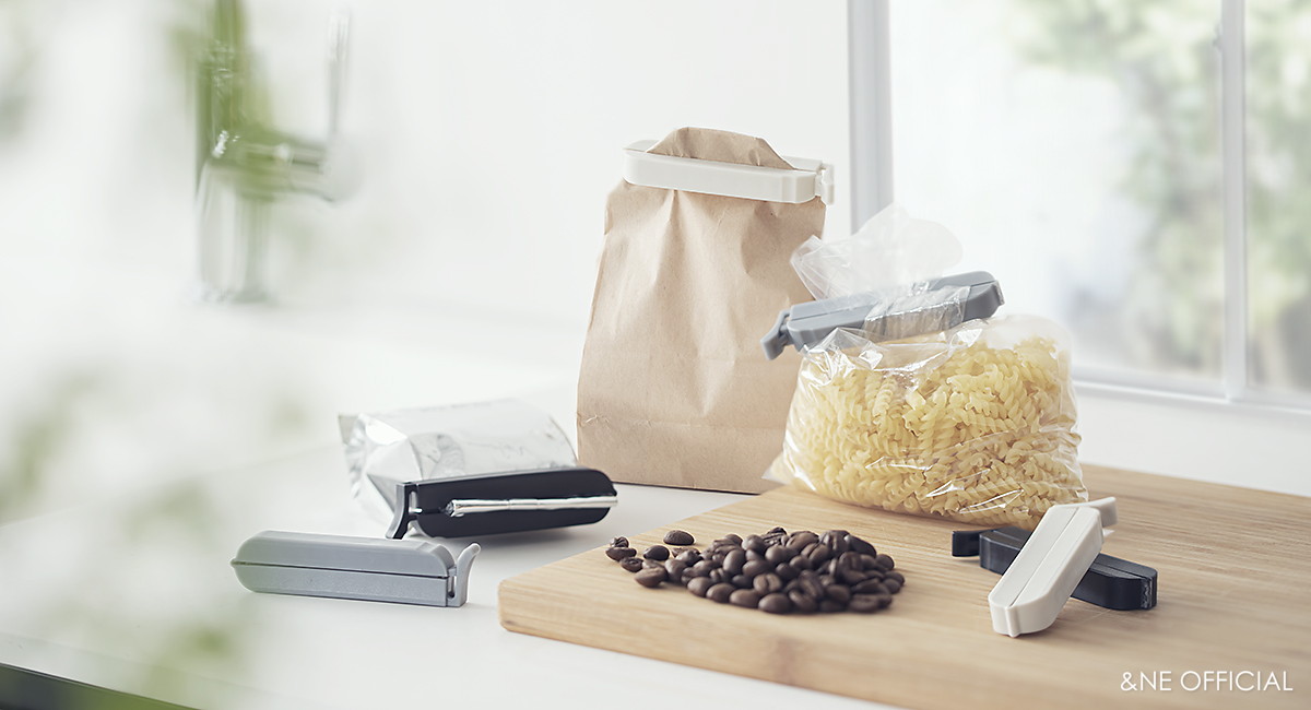 nikii フードバッグクリップ M