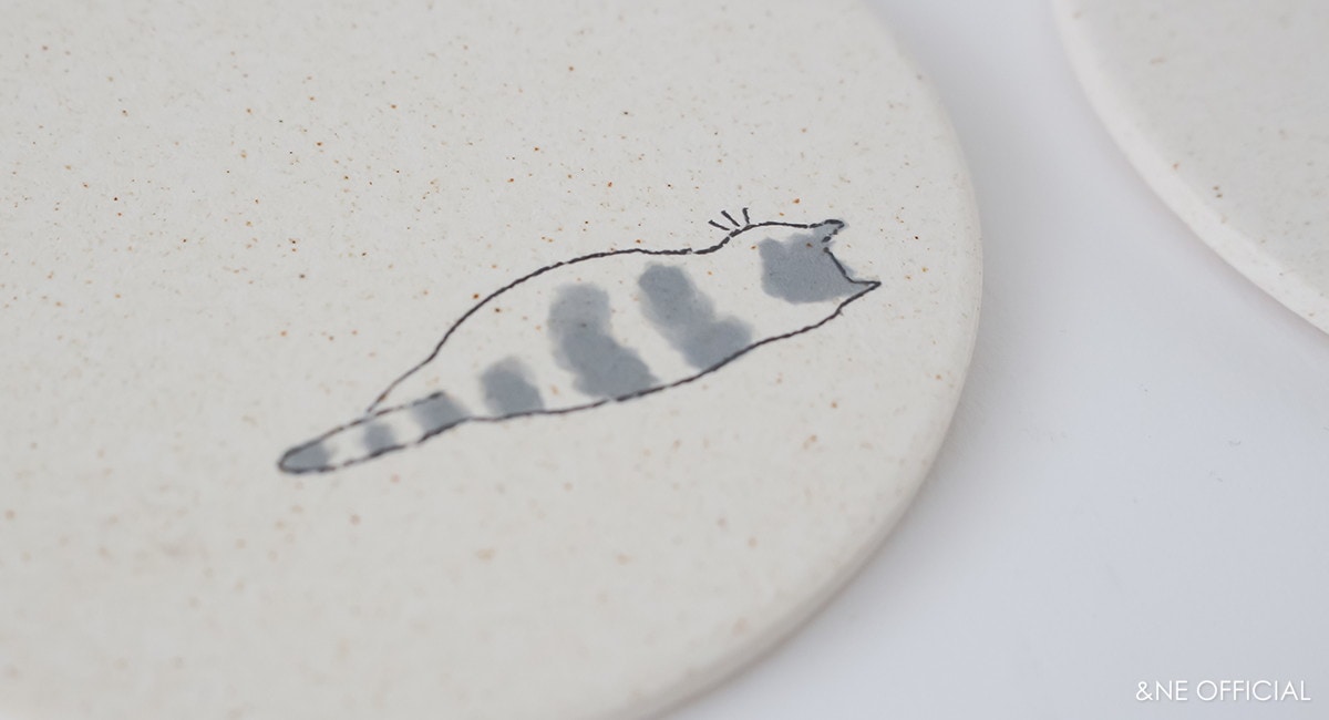 工芸品 NEKONEKO beckoning cat miniature figure