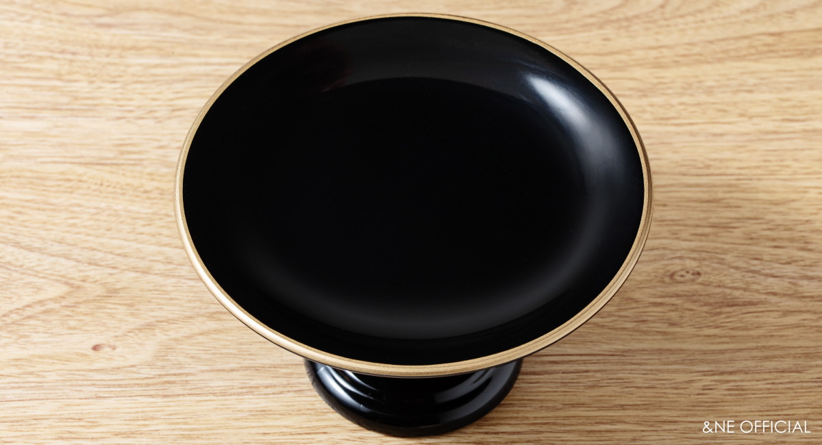 ハレとケ　越前塗り　高台祝い皿