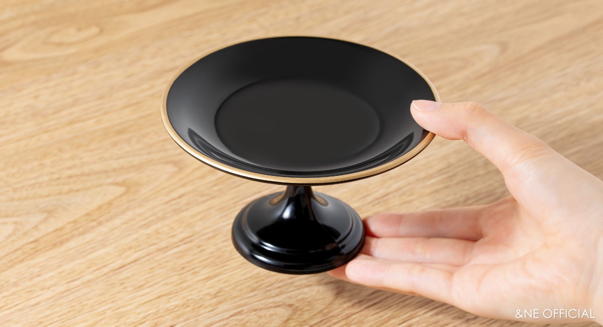 ハレとケ　越前塗り　高台祝い皿