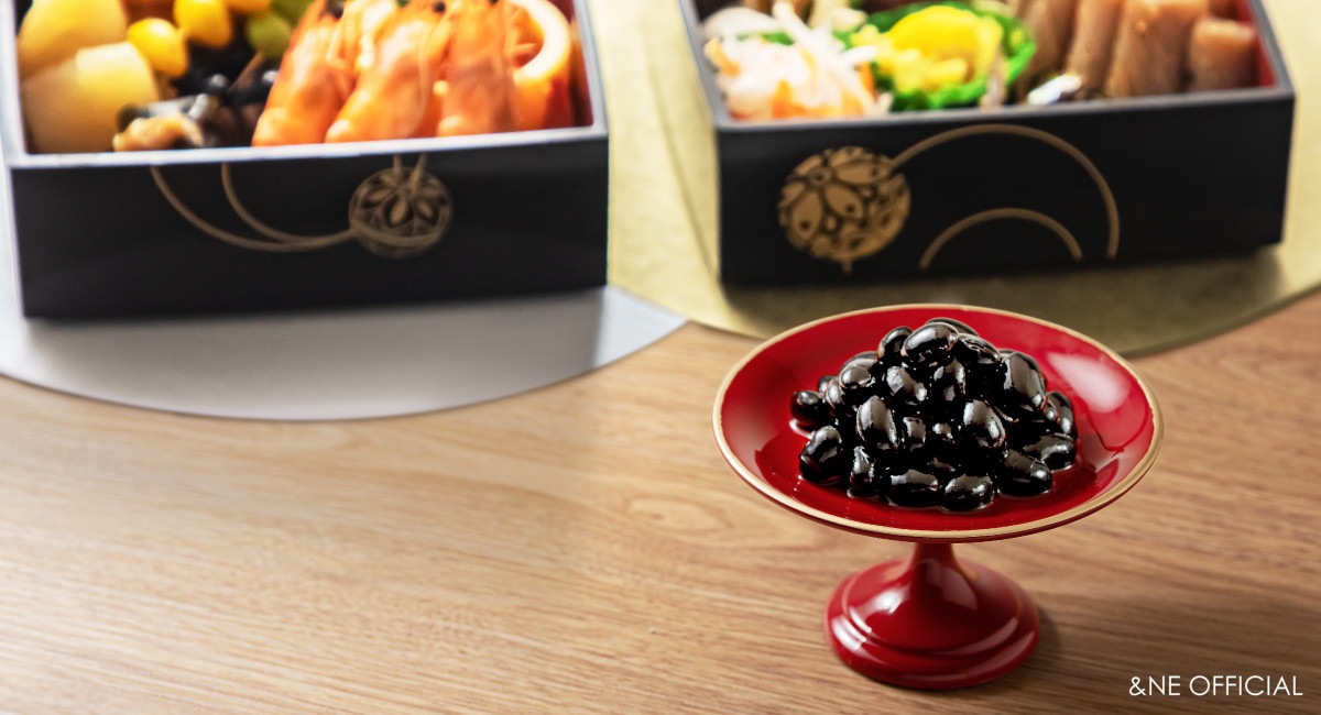 ハレとケ　越前塗り　高台祝い皿