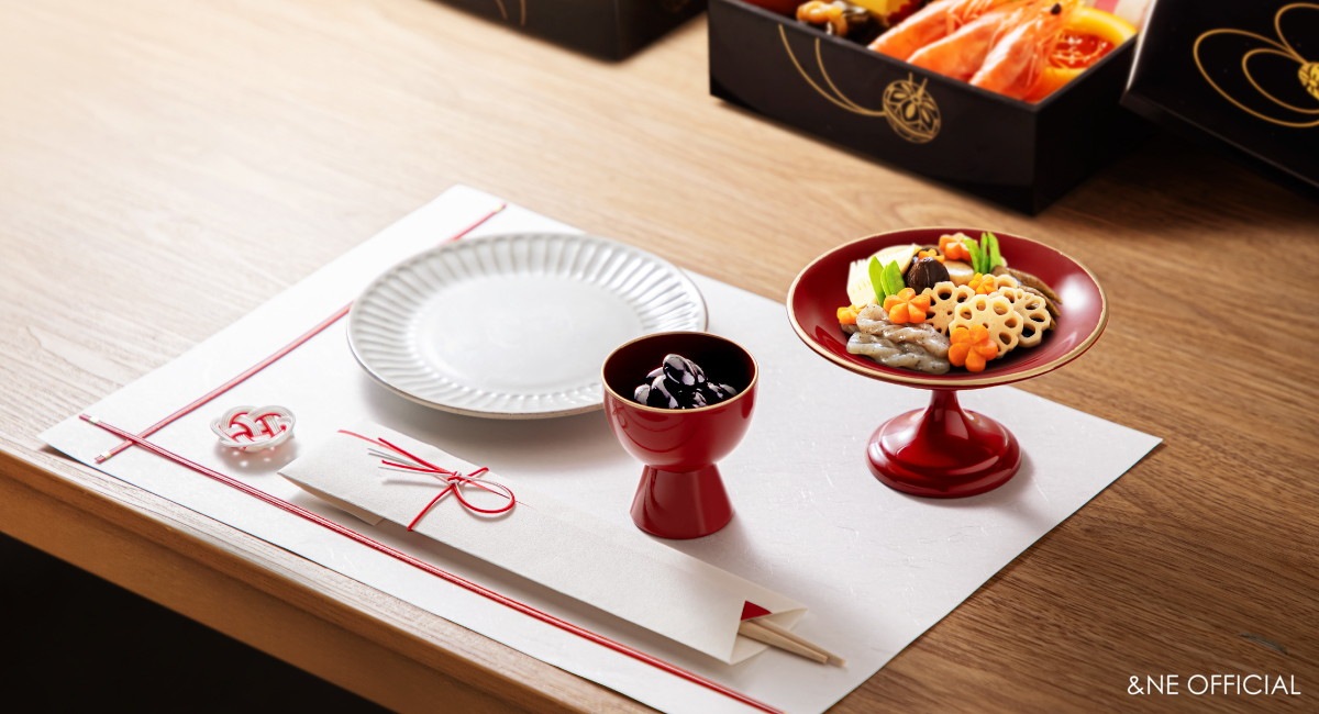 ハレとケ　越前塗り　高台祝い皿