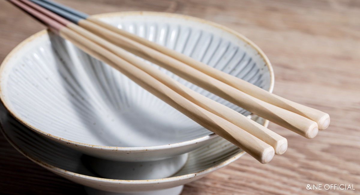 ハレとケ 美濃焼 赤土お茶碗 & 手彫り箸 ペアギフトセット