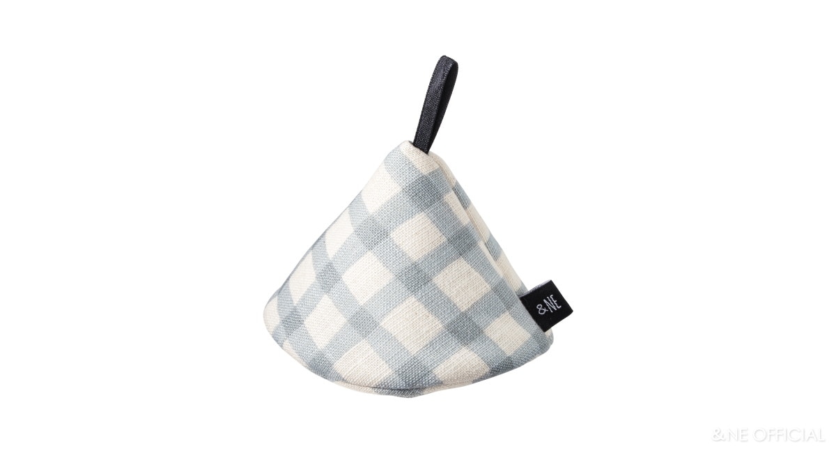 三角鍋つかみ (リネンライクチェック、メッシュブラック・市松・刺繍・お面・コウシ・ハナ)