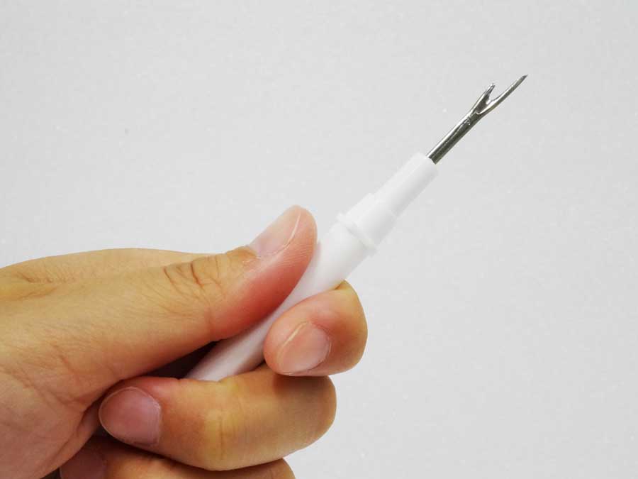 縫い糸をほどく時などに使用する リッパー 小 色 ホワイト メール便での発送ｏｋ ホームソーイング用品 リッパー 株 安藤ミシン商会
