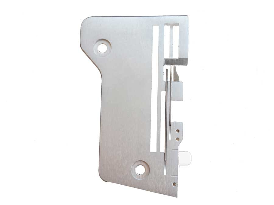 JUKI ロックミシン（MO-114D）用針板【メール便での発送OK