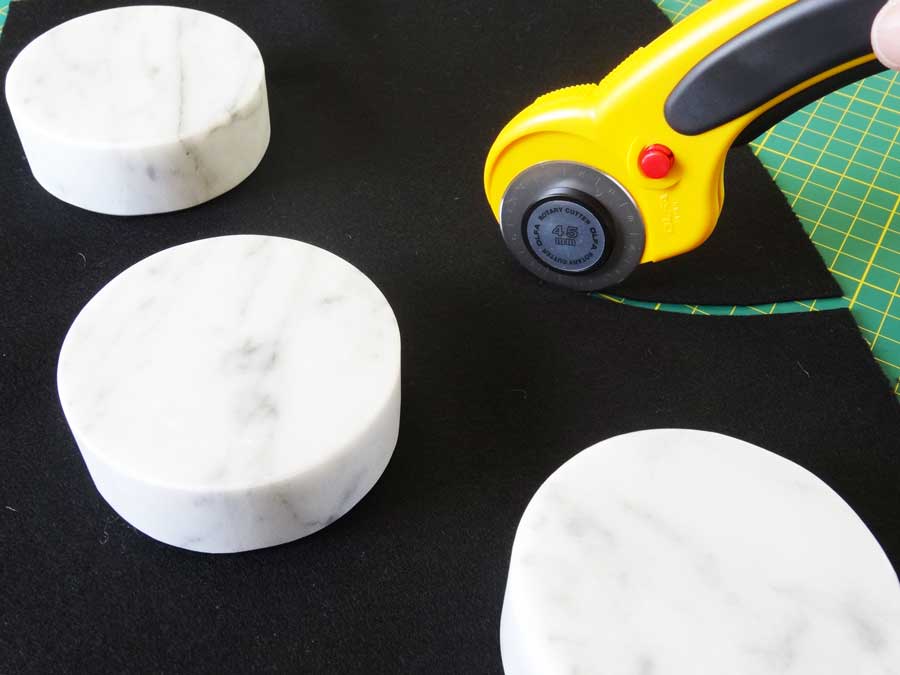 型紙や生地の固定に便利な「大理石ブンチン」 | ホームソーイング用品