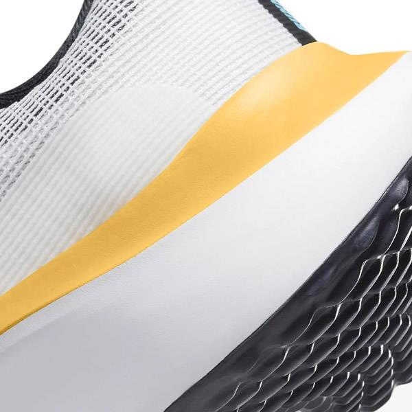 ナイキ（NIKE）　DM8974  002　ランニングシューズ　ウィメンズ  ズーム フライ 5 ZOOM FLY 5　23SU