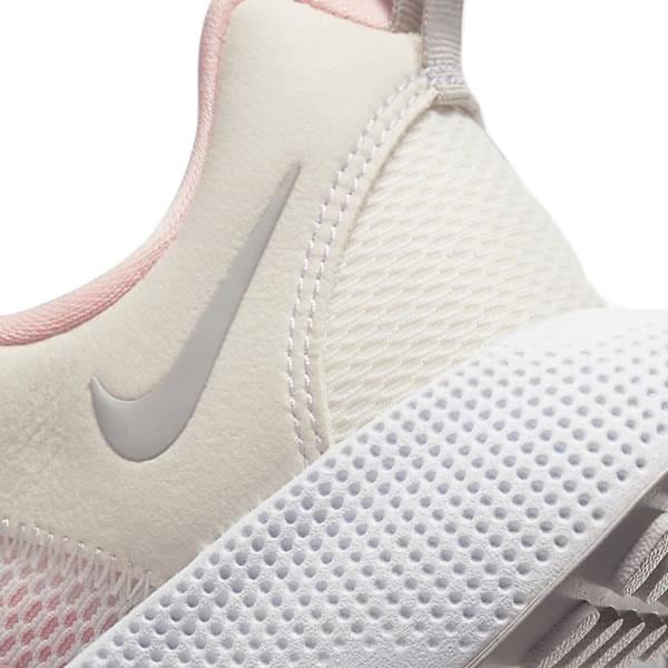 ナイキ（NIKE） DJ9976 002 ランニングシューズ ウィメンズ