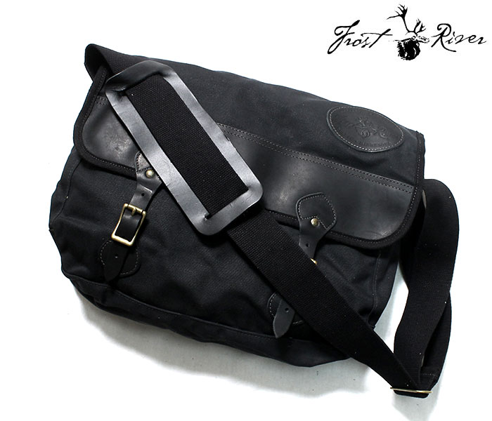 �ե����ȥ�С� FROST RIVER ���������Хå� ''�ץ�ߥ��� ����ꥢ ��å��󥸥㡼�Хå�'' �֥�å� (FR-898N-BLK)