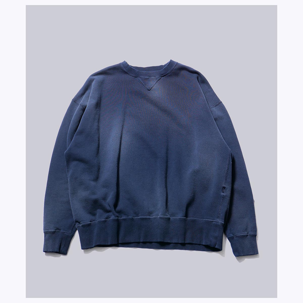����ƥ�� INTERIM ������ơ��� �ե����� ξV-�����å� �������å� ����� VINTAGE FADE BOTH V-GAZETTE SWEAT SHIRT (IT25A251)