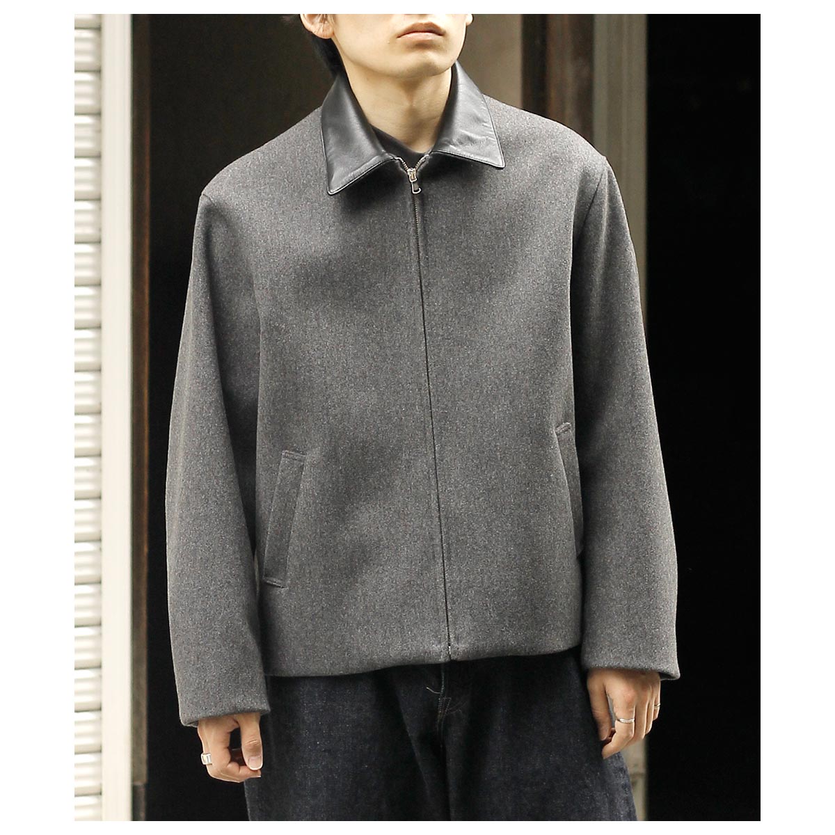 ����ƥ�� INTERIM �إӡ� ���� �ե���ƥå� ���������� ������  �ǥåɥ��ȥå� �쥶�����顼 �ϥ��ȥ� ���㥱�å� HEAVY MELANGE FELTED VIRGIN WOOL DEADSTOCK LEATHER COLLAR HARRINGTON JACKET (IT25A107)