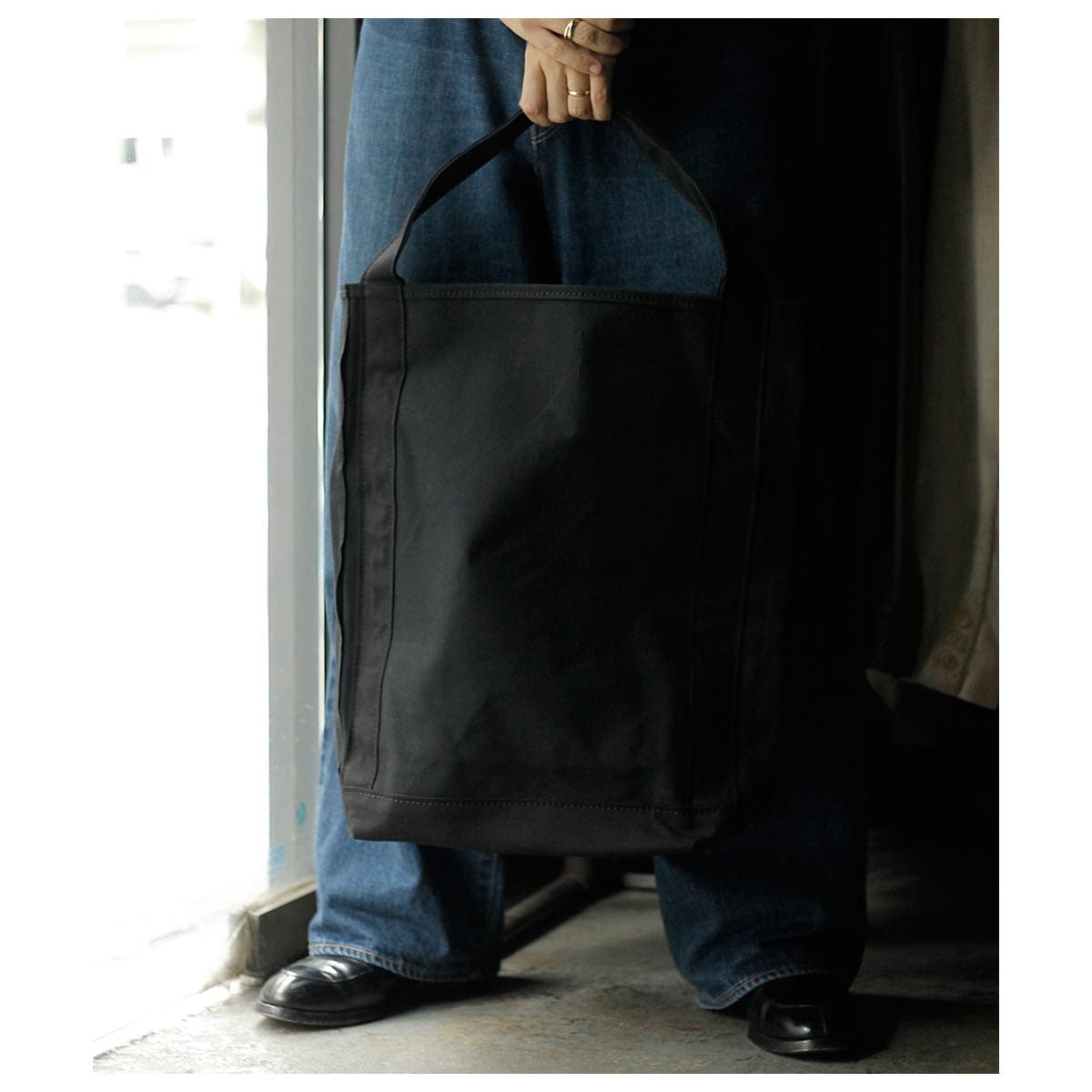 TEMBEAトートバッグ美品 TEMBEA テンベア バゲット トート ラージ BAGUETTE TOTE LARGE (TMB