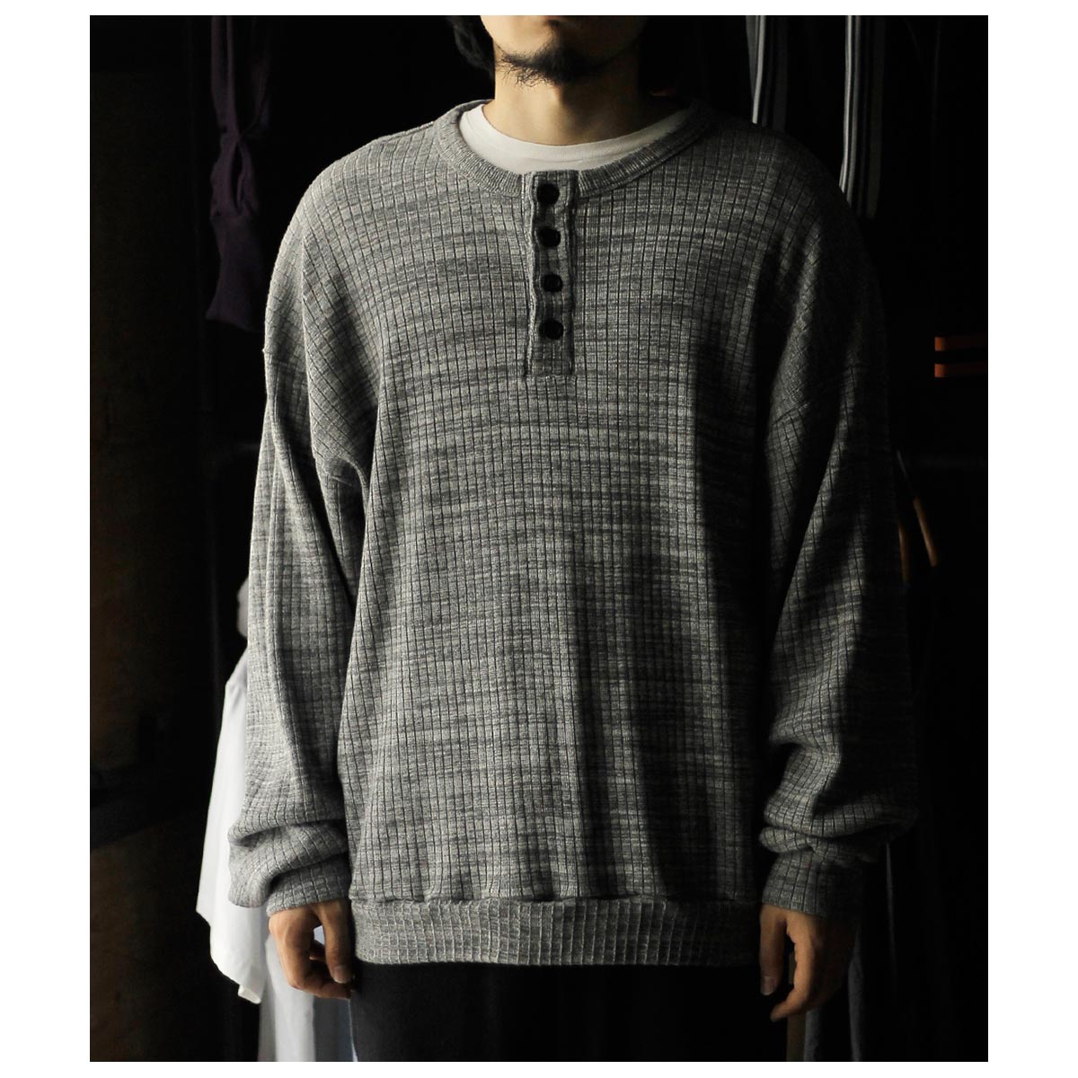 インテリム INTERIM ヘビー ニードル-アウト リブ ヘンリーネック ロングスリーブ Tシャツ HEAVY NEEDLE-OUT RIB HENRY L/S SWEAT TEE (IT26A211)