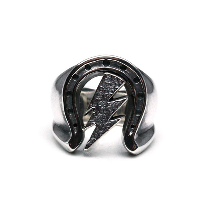 LUCKY HORSESHOE Ring / Thunder Silver