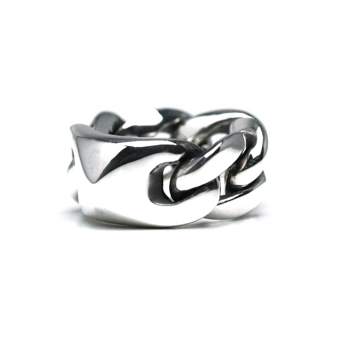 Pyramid Studs Chain Ring / Wide