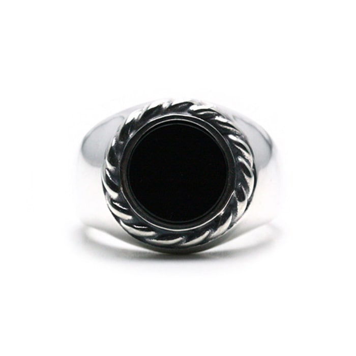 Flat Onyx Ring / Large