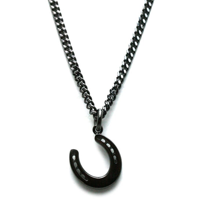 Black Charm / Horseshoe