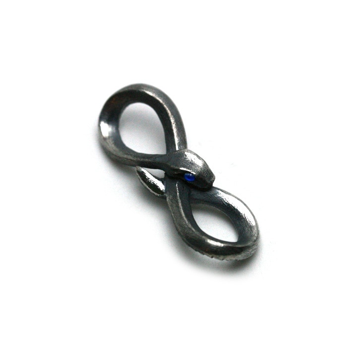 Infinity Snake Necklace / 合成サファイア