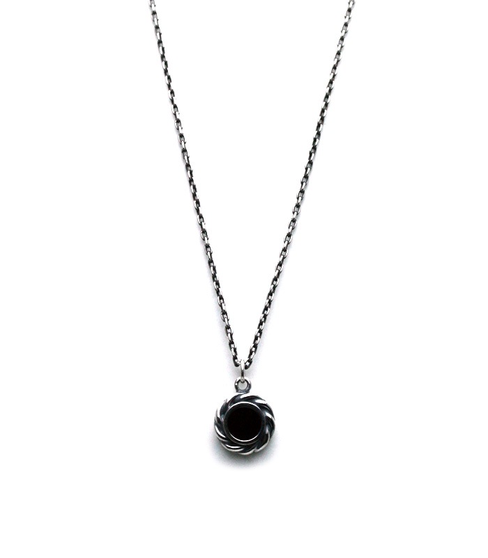 Flat Onyx Necklace