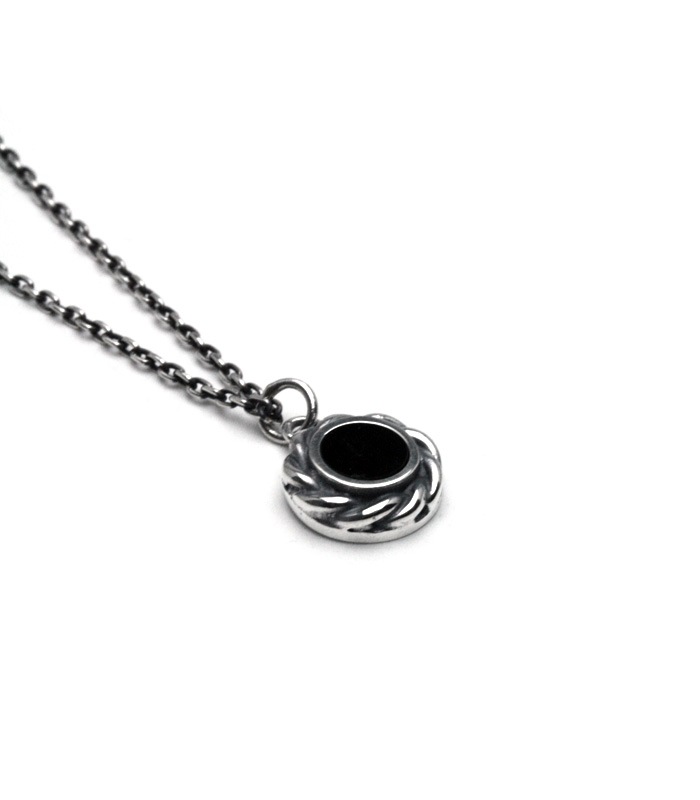 Flat Onyx Necklace