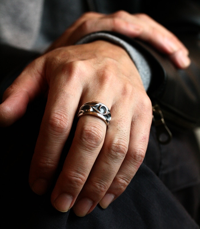 ArgentGleam Classic Arabesque Band Ring