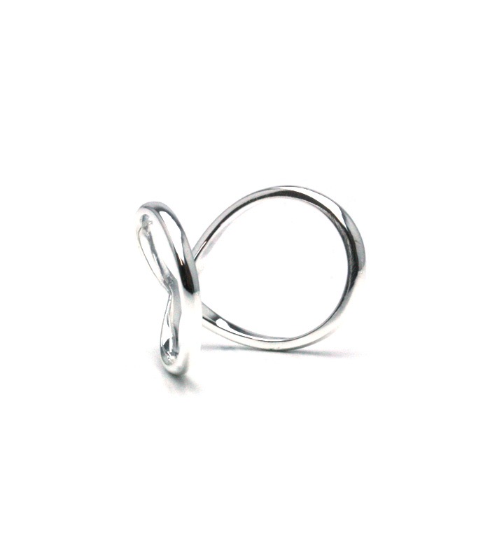 DECORATE Plain Mobius Silver Ring
