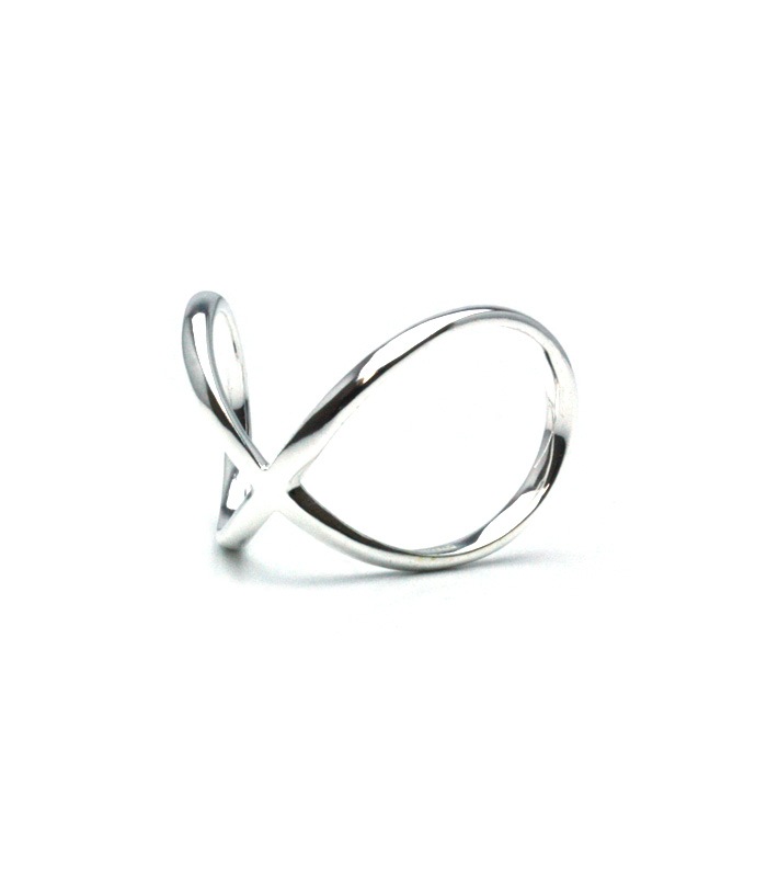 DECORATE Plain Mobius Silver Ring