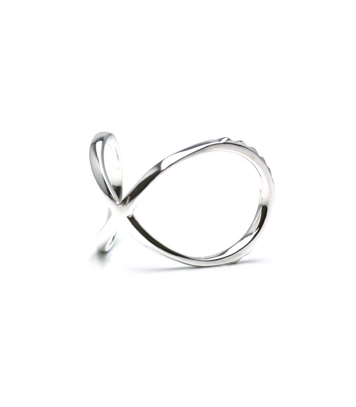 DECORATE Studs Mobius Silver Ring