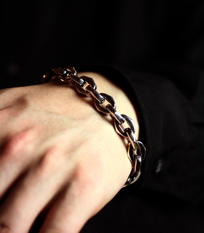 Pyramid Chain Bracelet