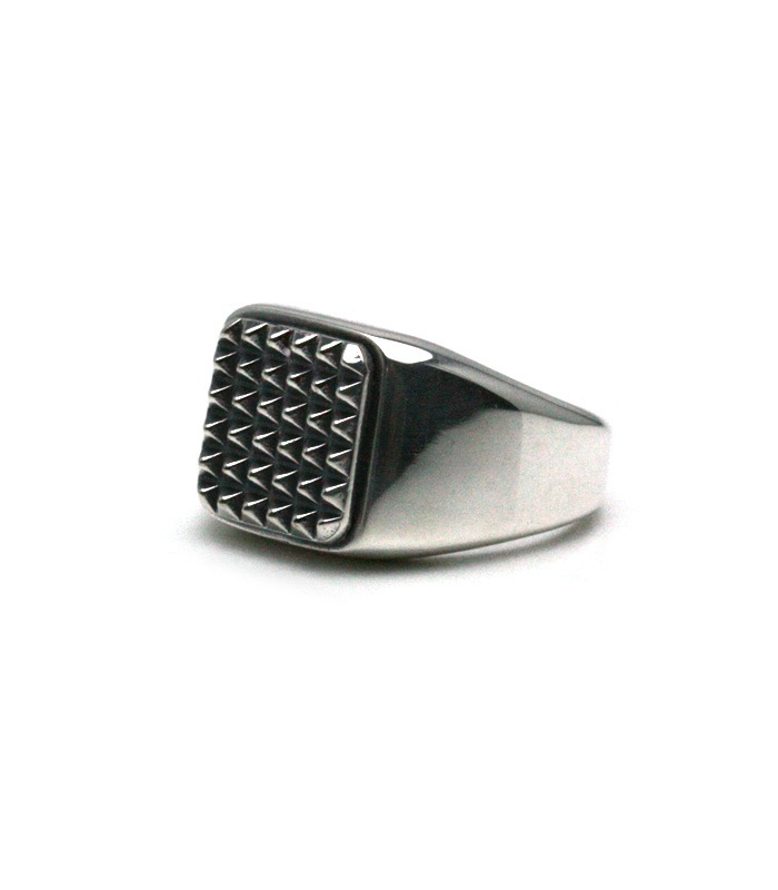 Tiny Studs Signet Ring