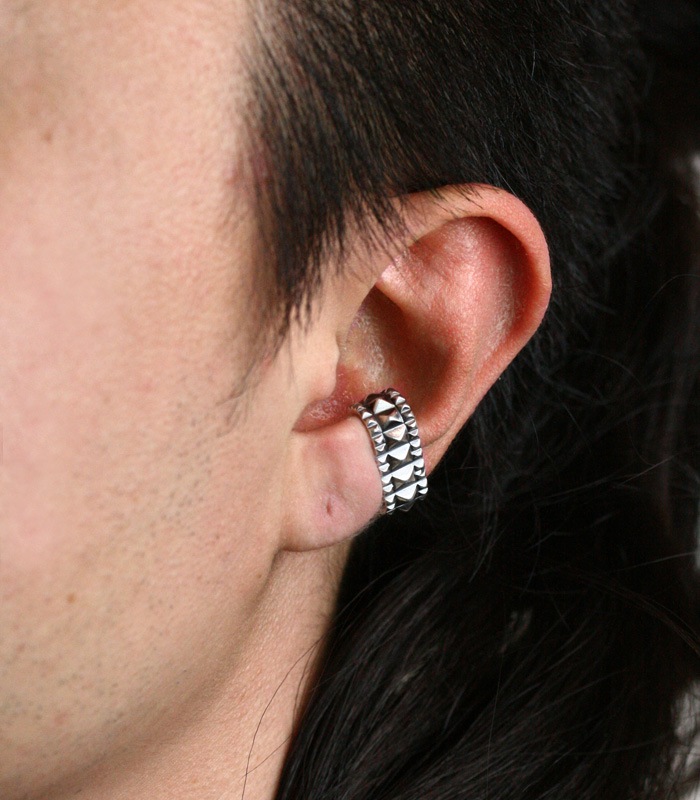 Oval Ear Cuff / Studs02