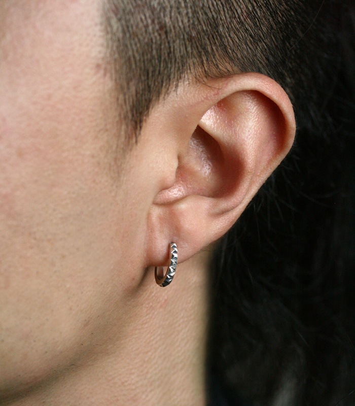 Triangle Studs Pierce