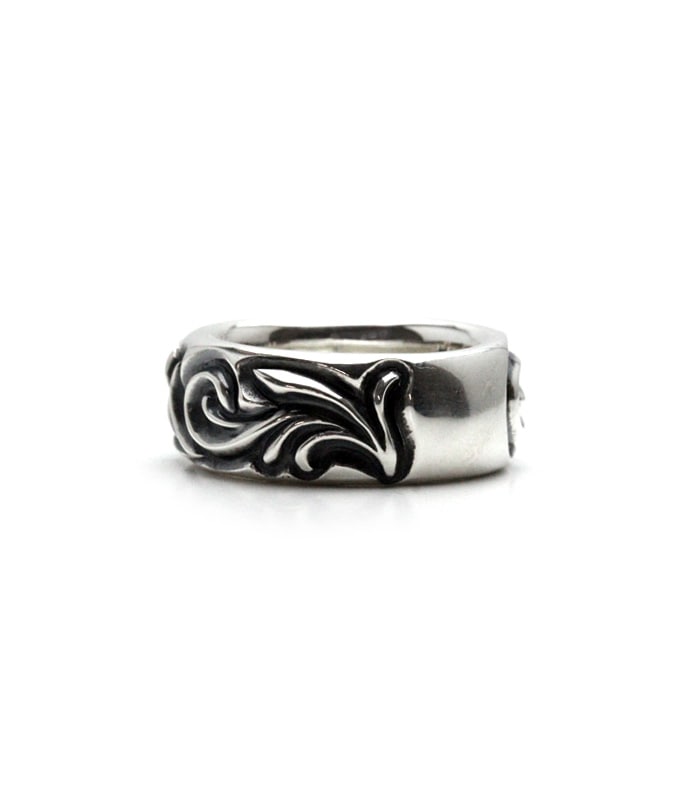 Arabesque band ring