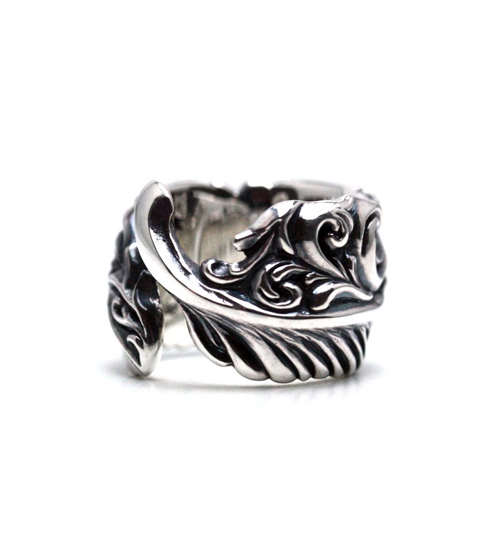 Acanthus Feather Ring