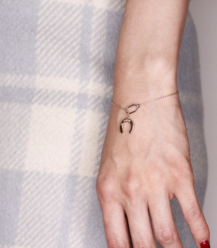 Horseshoe Bracelet / K10 GOLD