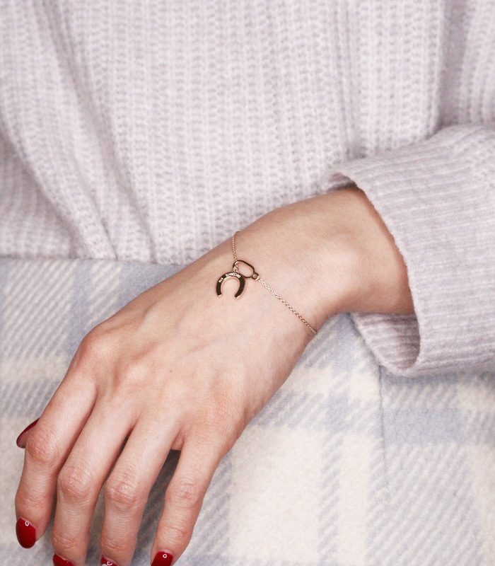 Horseshoe Bracelet / K10 GOLD