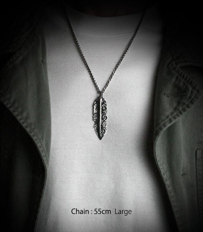 Acanthus Feather Necklace / Large