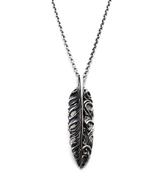 Acanthus Feather Necklace / Large