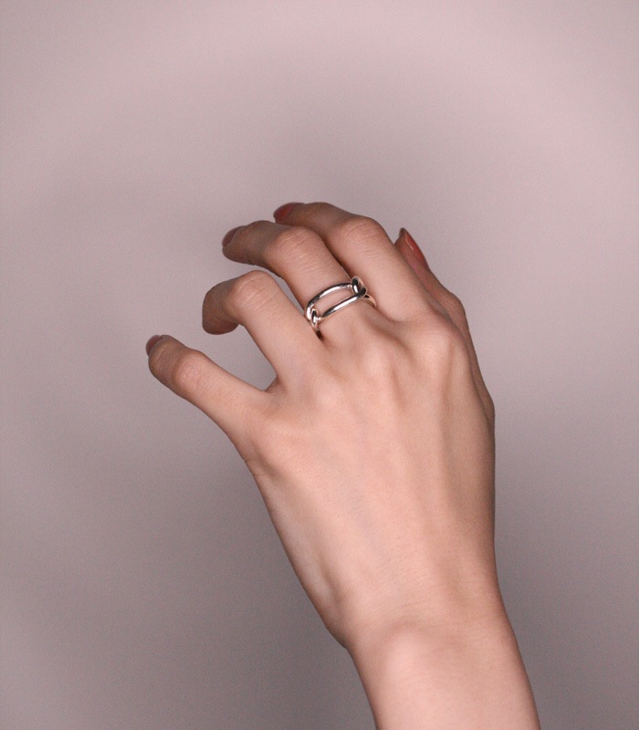 DECORATE Long Chain Ring