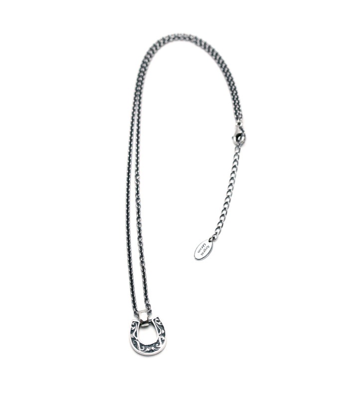 ARGENT GLEAM OLD HORSE SHOE NECKLACE��Small��