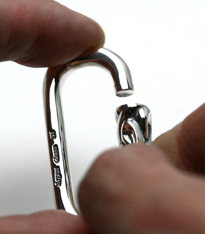 Classic Box Walletchain