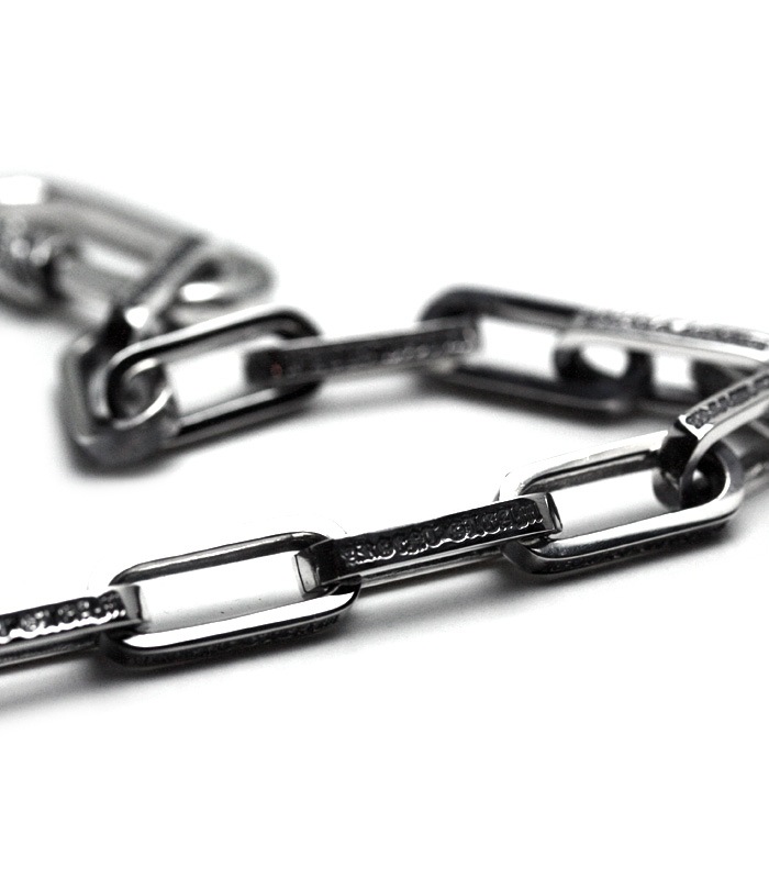 Classic Box Walletchain