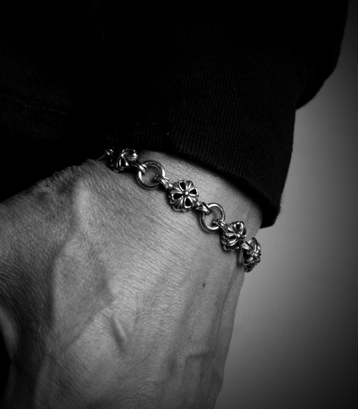 THICK CROSS Bracelet