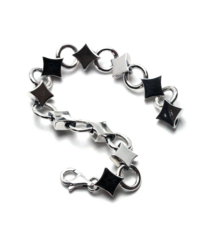 Pyramid Chain Bracelet