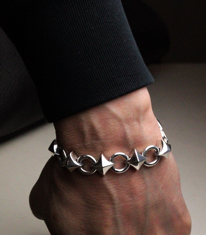 Pyramid Chain Bracelet