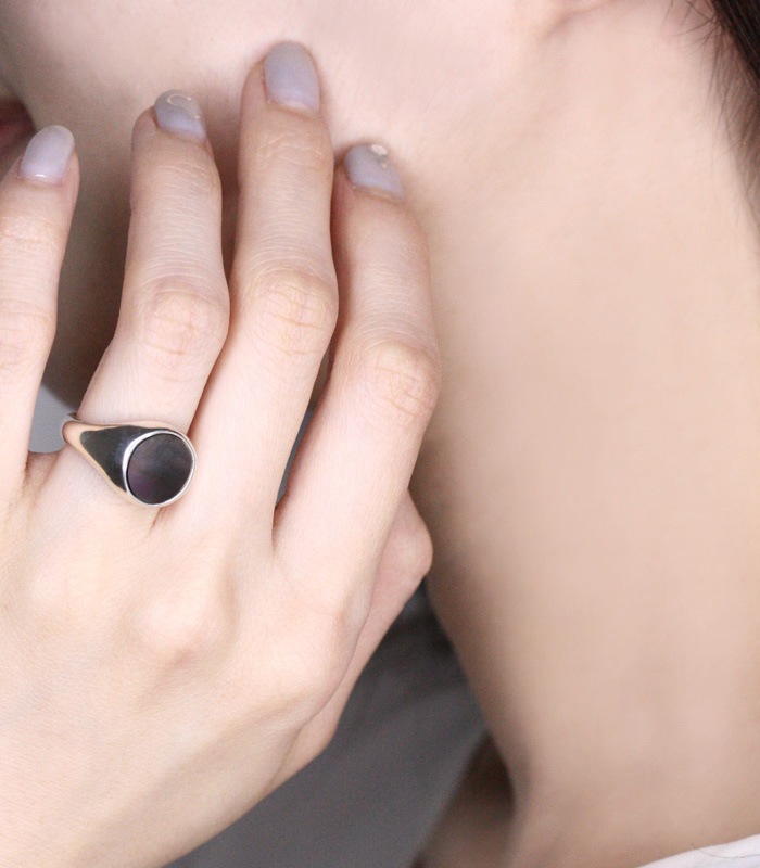 Black Mother of Pearl Ring
