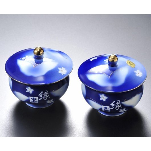 名入れ 有田焼 フタ付き花蝶 横長湯飲み ペアセット